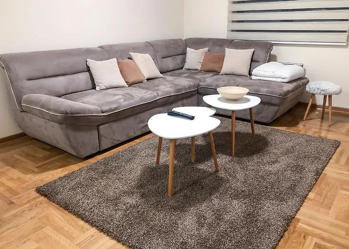 Alisa * 兹拉蒂博尔